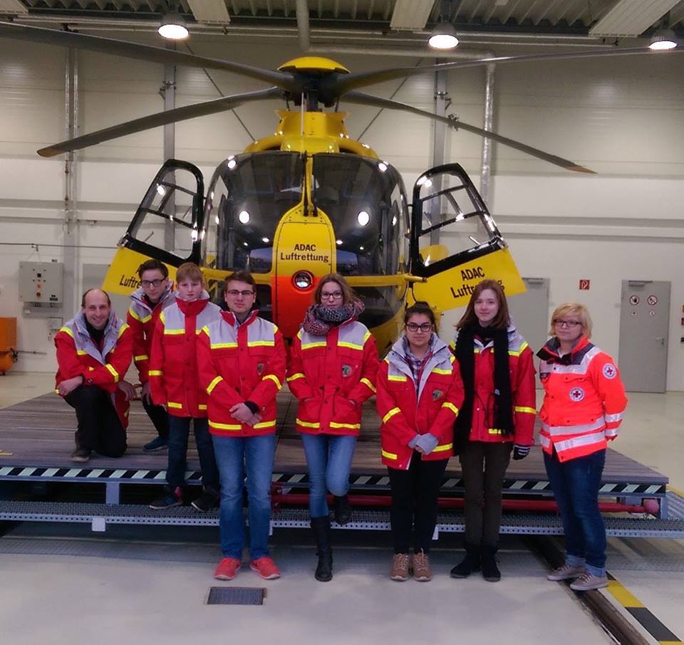 Besuch des JRK Aachen beim RTH "Christoph Europa 1"